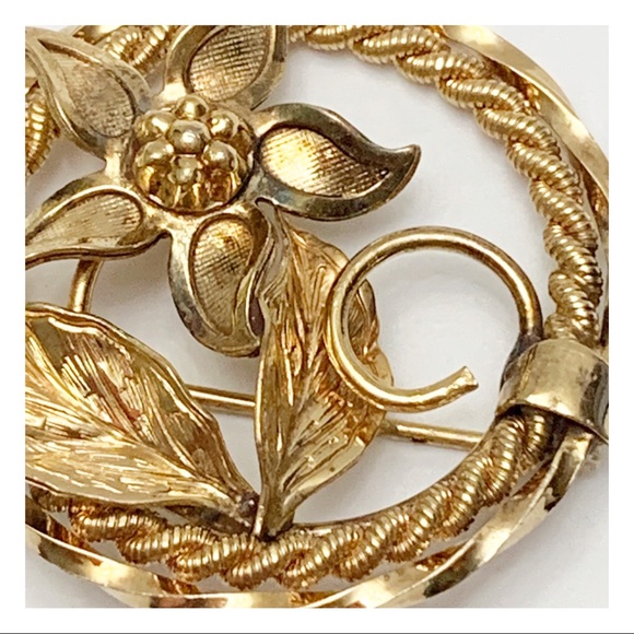 12k gold filled flower circle wreath brooch pin - Picture 9 of 10